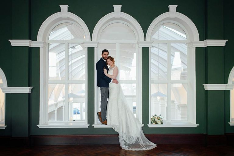 Presentation Room wedding 768x512