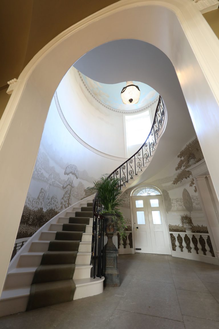 ReceptionHall 768x1152