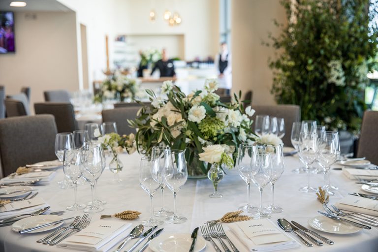 Royal NicoleHains 8378 768x512