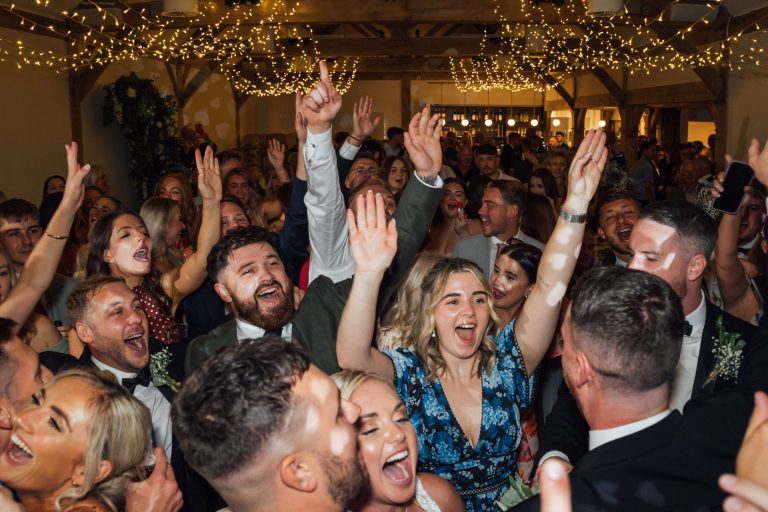 SarahCarmodyPhotographyLaurenMaccaWedding 1239 768x512