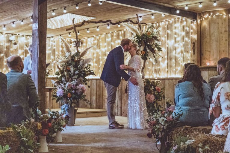 SarahRobin TheBarnatSouthMilton 1175 Copy 768x512