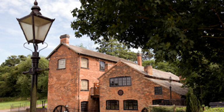 Screen Shot 2016 08 29 at 17.44.54 f8sion 768x387