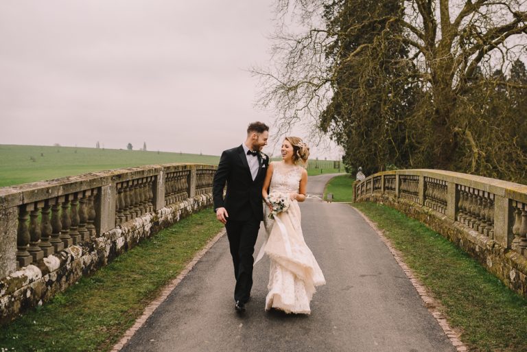 SilkeandRyan.ModernBritishWeddings311 768x513