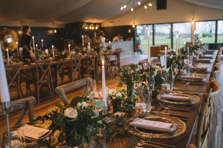 SimonandToriTableP 768x511