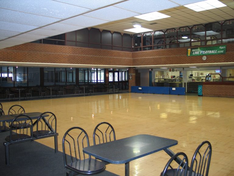 Social Area d hats4e 768x576