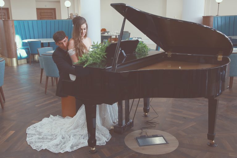 SpanishCityWedding 373 Copy 768x512