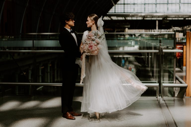 StPancrasWeddingShootMeggyMacPhotography128of484 768x512