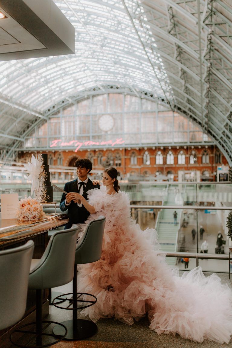 StPancrasWeddingShootMeggyMacPhotography480of484 768x1152
