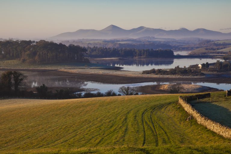 StrangfordLoughMourneMountains 768x512