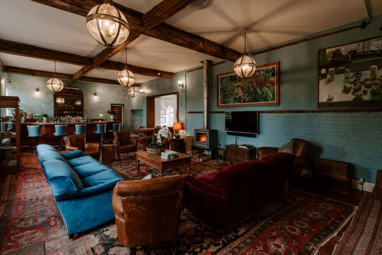 StudioRougeWasing0021 768x513