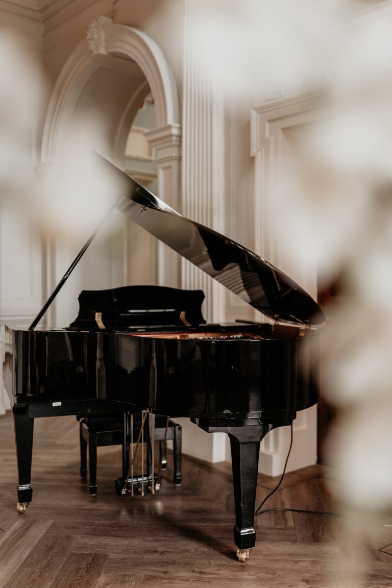 SwinfenStyledShoot00002 768x1152