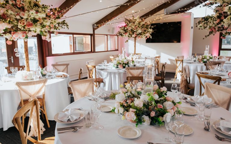 TheLoft RoomSetUp6HighLegh AG 36732 768x479