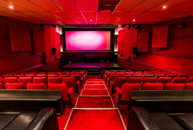 The Electric Cinema SCREEN ONE mqlqye 768x517