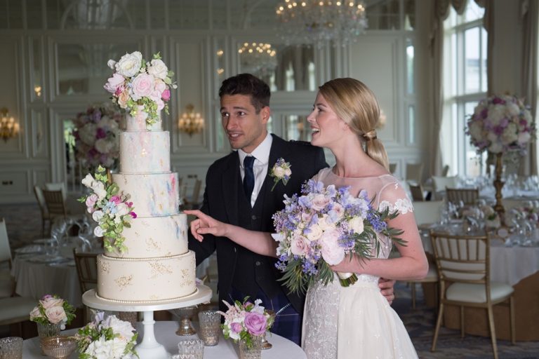 TrumpTurnberry modelswithcake 768x512