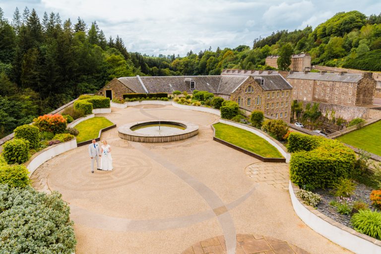 VickiandJamessmall 365 1 768x512