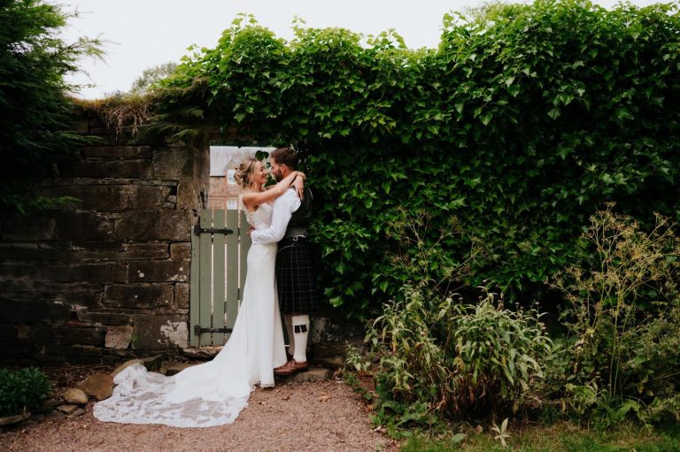 Walledgardensecretgardenweddingvenuewedderliehouse 768x511