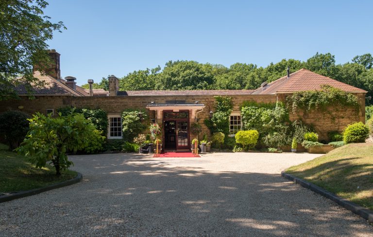 WeddingBrochurePE10 768x488