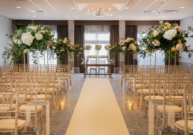 WeddingCrossFellCivilCeremony R 768x536