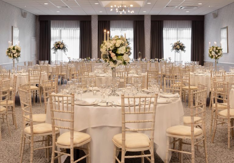 WeddingCrossFellWBRounds R 768x536