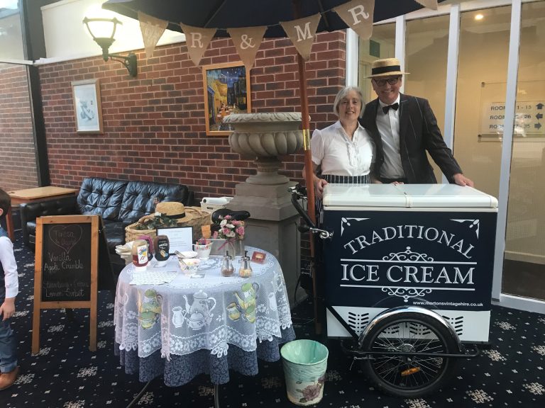 WeddingIceCreamCart 768x576