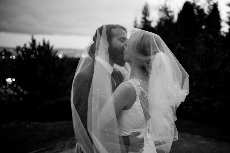 WeddingphotosatBelfastCastle97 768x512