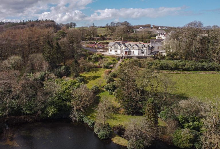 WoolhangerManorDroneImage 768x520