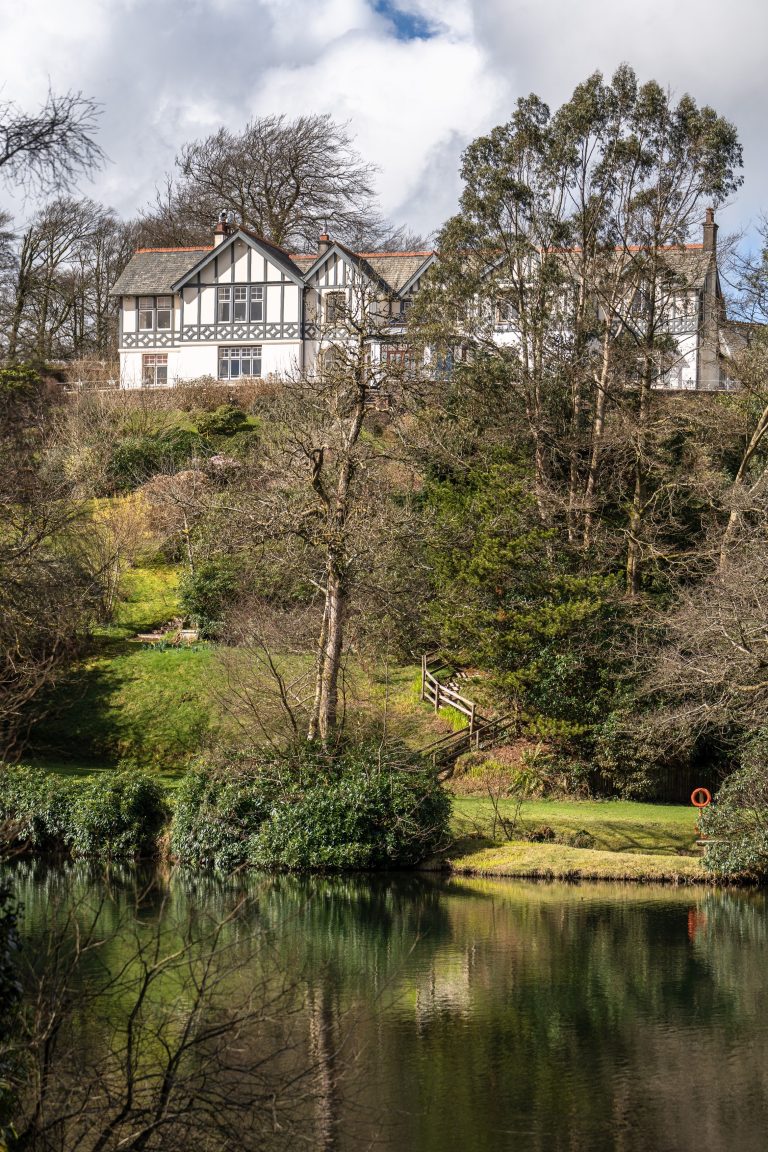 Woolhangerexternalshots 167 768x1152