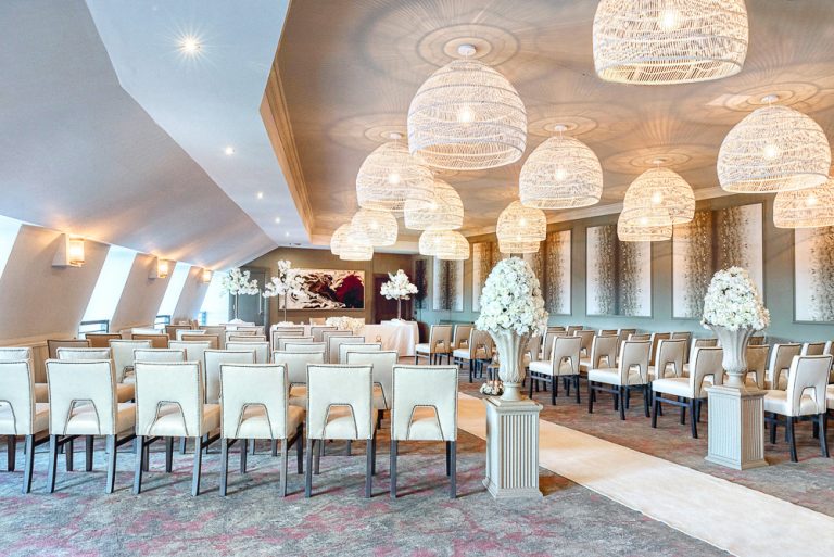 YorkshireHotel Ceremony 768x513