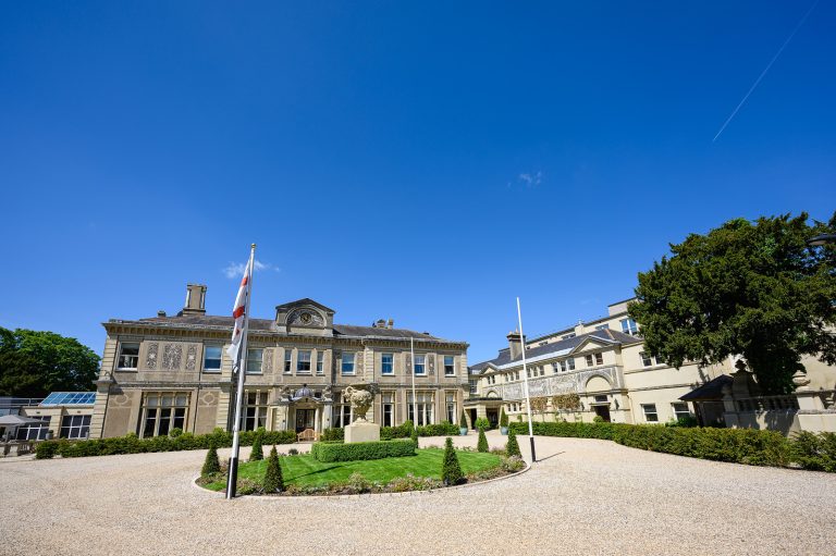 Z61 0715NEWFrontofHouse 768x511