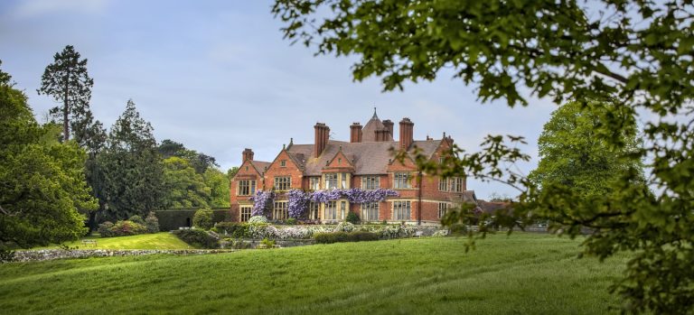 a11b03a9 b3de 4917 9d39 c376a15e9e0d 768x349