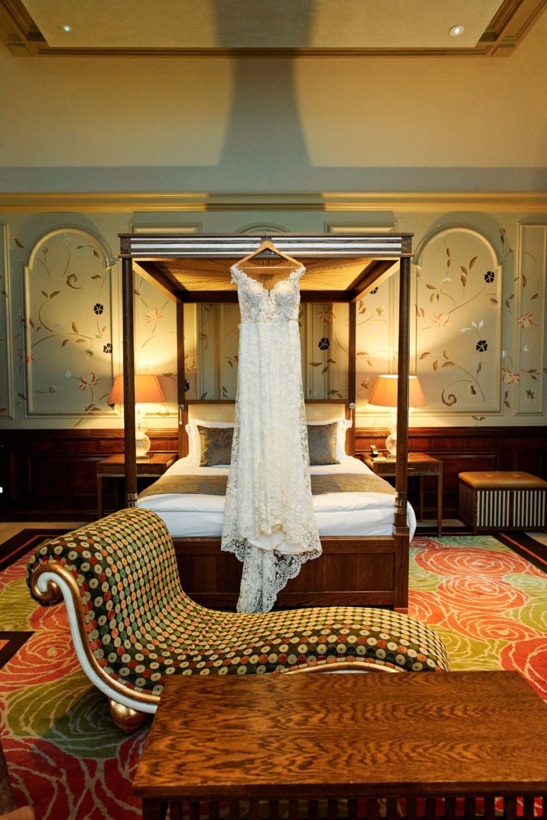 aba5be46 90d2 429b 8e26 822ea26c67fb 768x1152