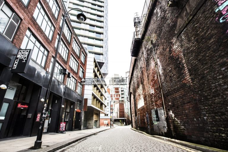 ac2059b4 ac24 4078 9344 9acb842d54b1 2 768x512