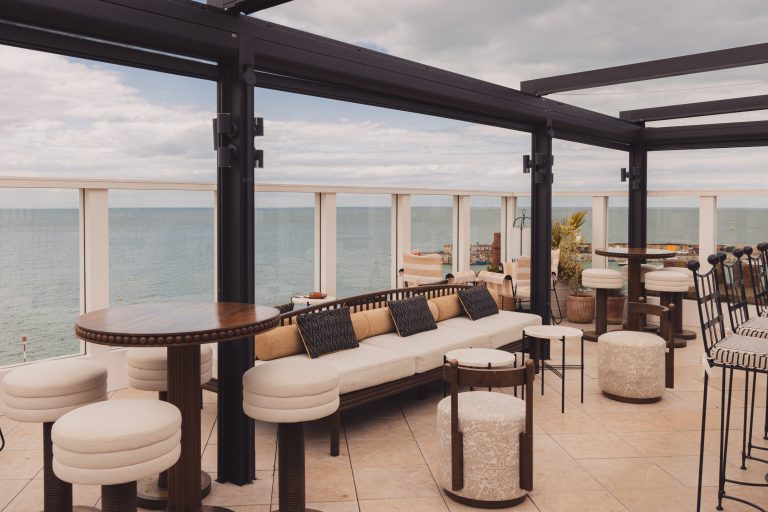 ae37d18a eba9 4d6f 9fdd 083e27f423d1 768x512