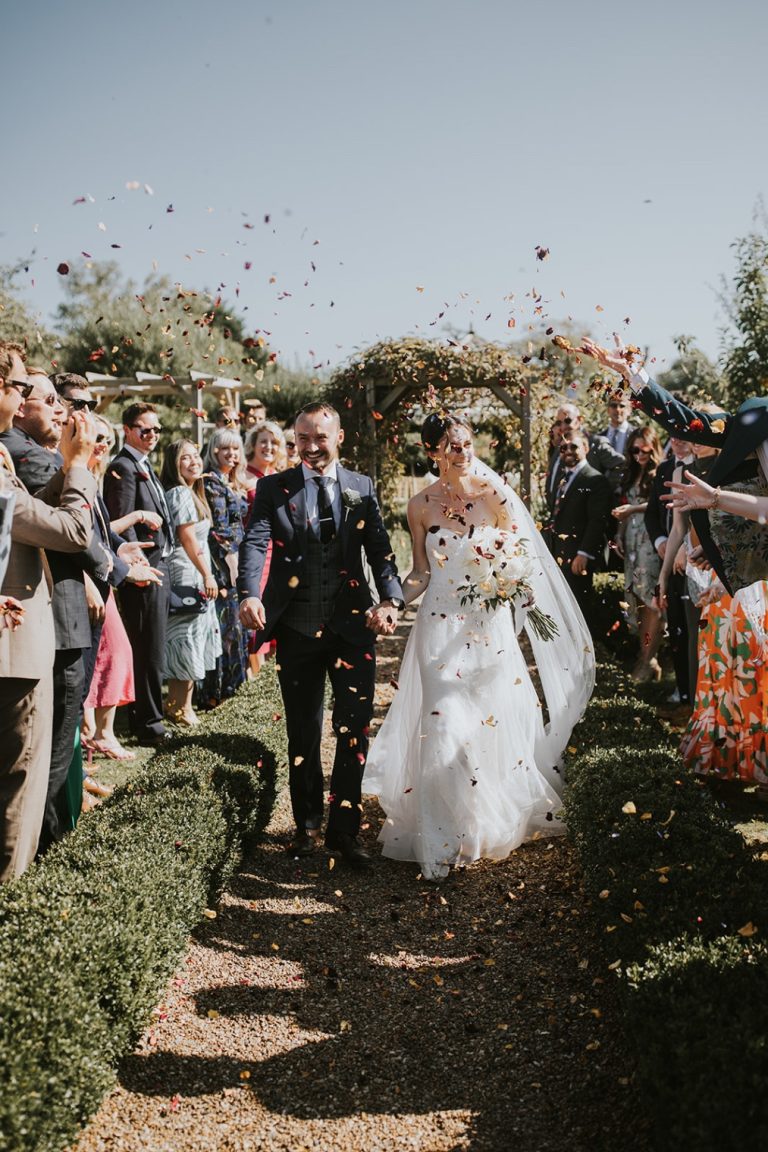 ae6782ac 112d 4556 8e52 99ee226689b4 768x1152