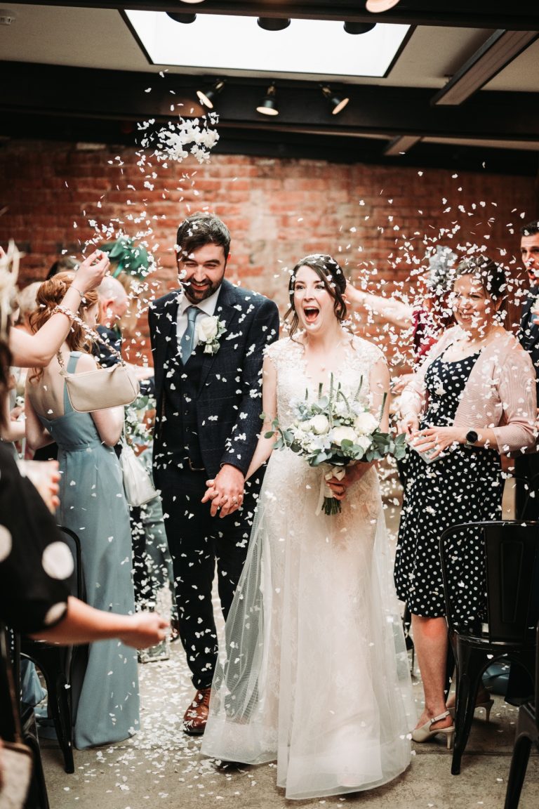 aeed95a3 eccc 4d89 8bd5 258e75a0f401 768x1152