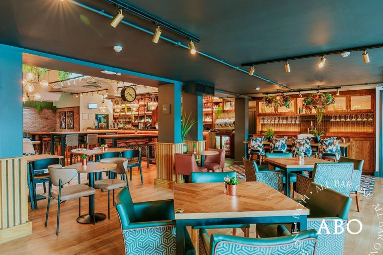 all bar one brunch 08082023022627 768x512