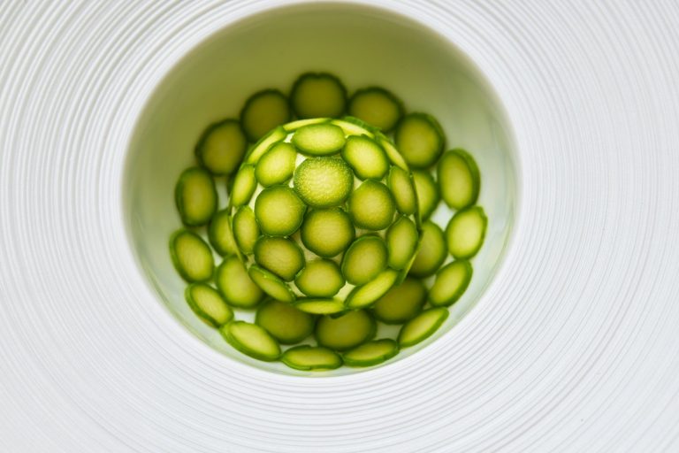 asparagus with buttermilk and chervil 5  27062024020638 768x512