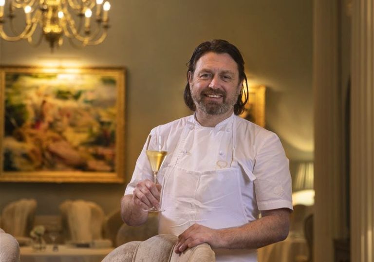 aw6i2319 1 1 min 25032024051426 768x538