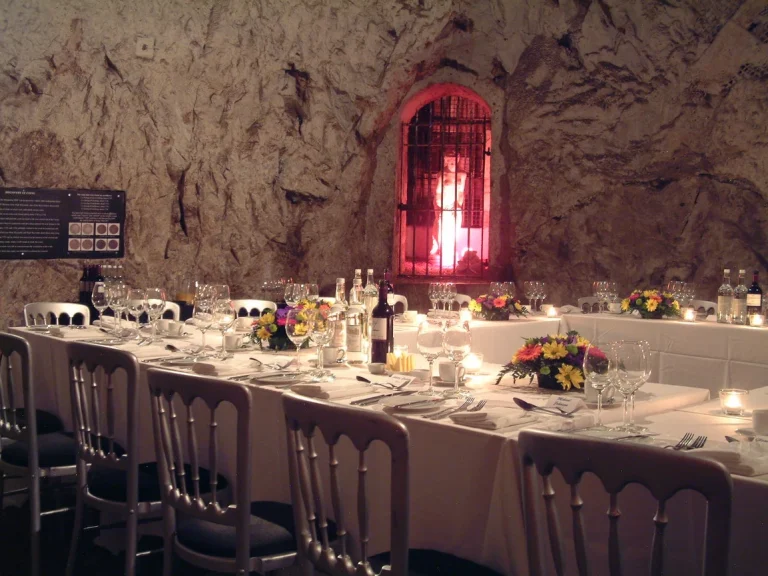 b2d4e0 32f4549911654e1c859eb88d899ff8a4mv2 768x576