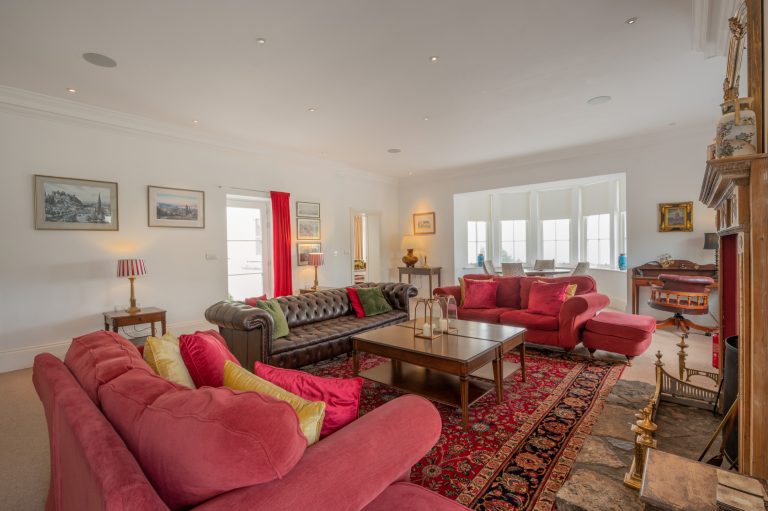 b7cece04 f744 40e4 8bf7 b86d51046ac5 768x511