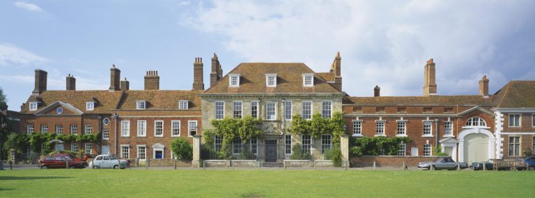 b7f28d90 4f4e 4dcb 84b8 d3fc97a31281 1 768x284