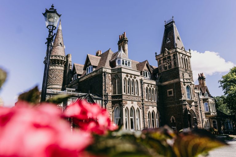 b899c536 90e3 447b bab4 7264237c7ff5 768x512