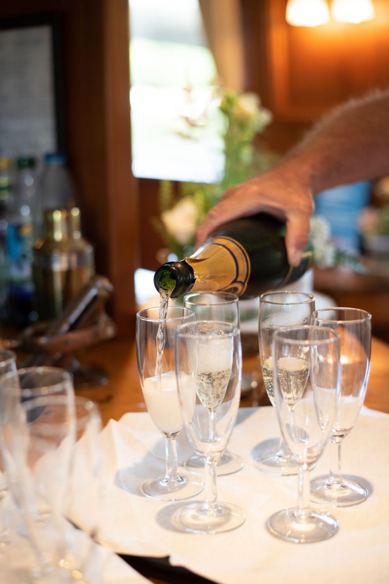 b90b834b ea5d 436f 86f9 e9c6bad29253 768x1152