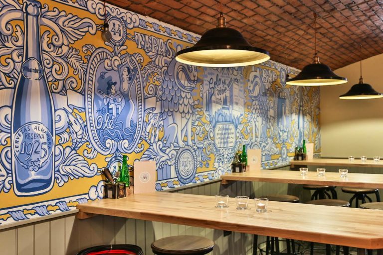 bar 44 cardiff interior 21012020042930 768x512