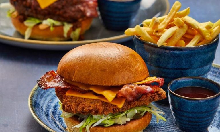 bay horse 2  25092022041408 768x461