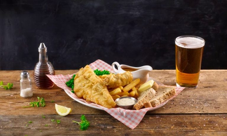 bay horse 25092022041405 768x461