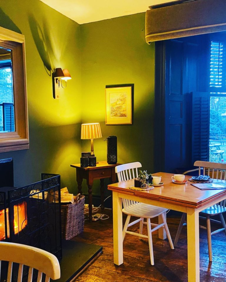 bda6aa4b 72c3 43fd 9fc9 729c89c02e2e 768x957