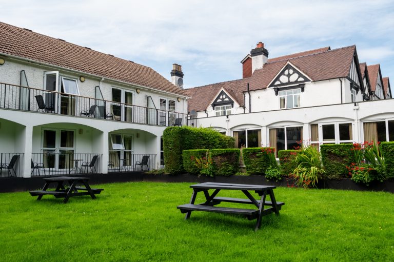 bda9740c 3e64 42a3 a700 76108bd41ca5 768x511