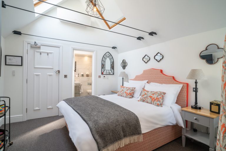 bedrooms feature 1 768x512