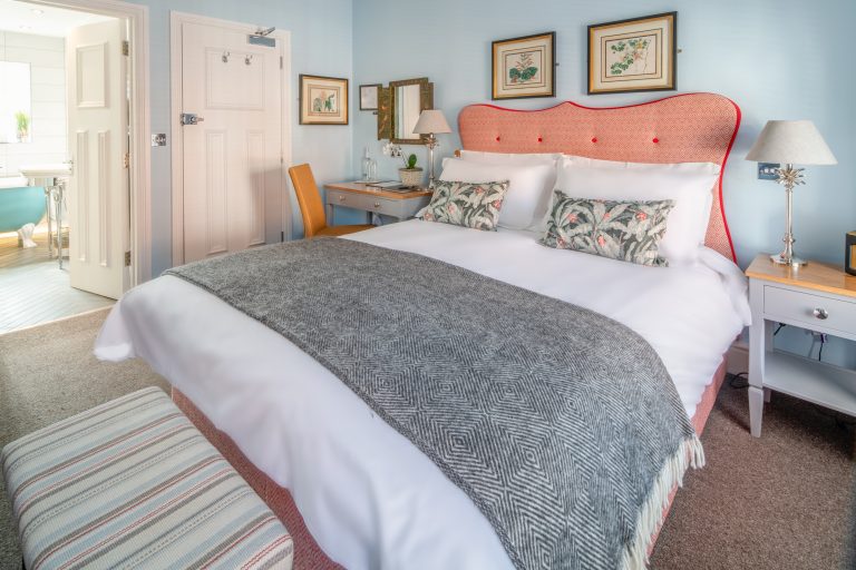 bedrooms feature 11 768x512